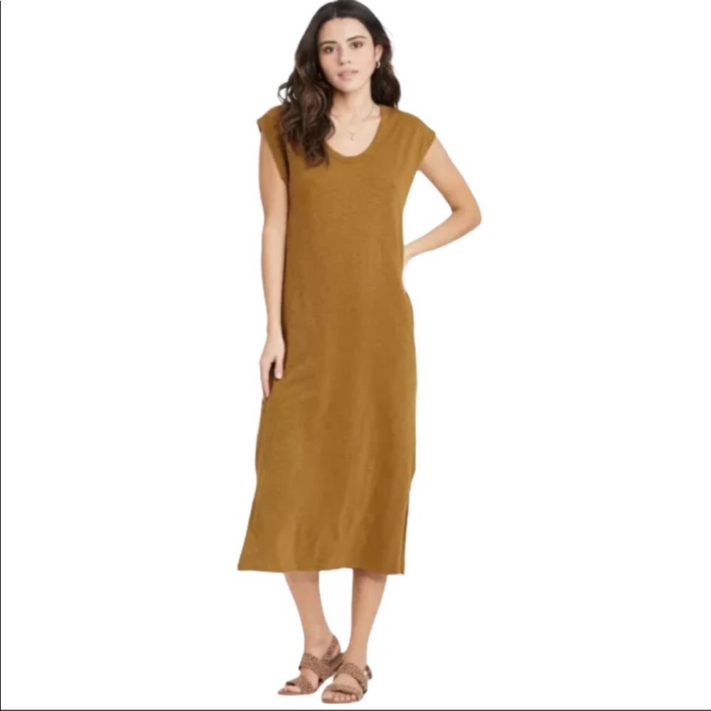 Universal Thread sleeveless maxi knit dress.